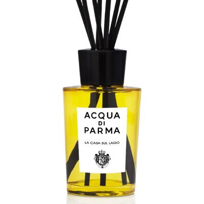 Acqua di Parma La Casa sul Lago - Diffuseur - Jaune - Aromathérapie - Publicité Acqua di Parma La Casa sul Lago - Diffuseur - Jaune - Aromathérapie - Publicité