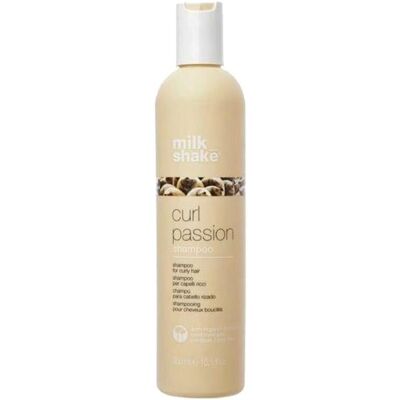Șampon Curl Passion Milk Shake BF-8032274104476 - 300ml - Unisex Șampon Curl Passion Milk Shake BF-8032274104476 - 300ml - Unisex
