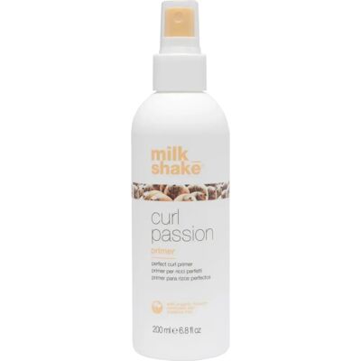 milk_shake Curl Passion Primer - Descurcă și Hidratează Buclă - Primer de Păr milk_shake Curl Passion Primer - Descurcă și Hidratează Buclă - Primer de Păr