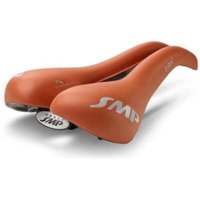 Selle SMP Trk Moyen Marron - Selle pour E-Bike - Publicité Selle SMP Trk Moyen Marron - Selle pour E-Bike - Publicité