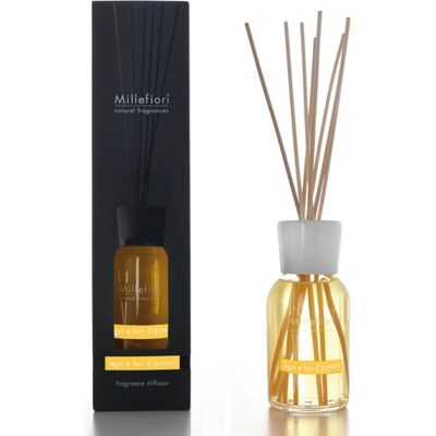 Millefiori Millefiori Legni e Fiori d'Arancio Tuoksu Diffuuseri - Luonnollinen, 250ml Millefiori Millefiori Legni e Fiori d'Arancio Tuoksu Diffuuseri - Luonnollinen, 250ml