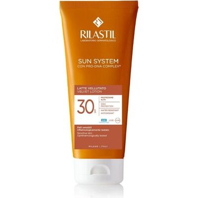 Ganassini PRO-DNA Complex Sun Protection Lotion SPF30 - Sun Protection & Hydration Ganassini PRO-DNA Complex Sun Protection Lotion SPF30 - Sun Protection & Hydration