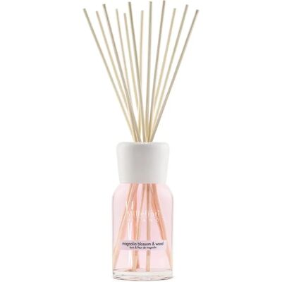 Millefiori Natural Magnolia Blossom & Wood Aroma Diffuser - 500 ml Millefiori Natural Magnolia Blossom & Wood Aroma Diffuser - 500 ml
