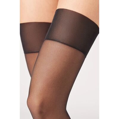 Calzedonia Modèle Mi-bas Effet Porte-Jarretelles - Noir - Publicité Calzedonia Modèle Mi-bas Effet Porte-Jarretelles - Noir - Publicité