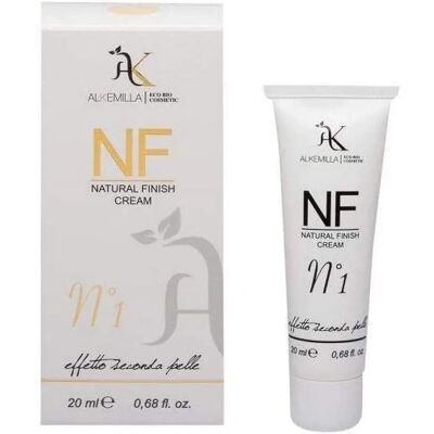Alkemilla Modello 01 - BB Cream pelle chiara Alkemilla Modello 01 - BB Cream pelle chiara