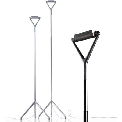 Luceplan Lola Lampe sur pied réglable - Éclairage - Publicité Luceplan Lola Lampe sur pied réglable - Éclairage - Publicité