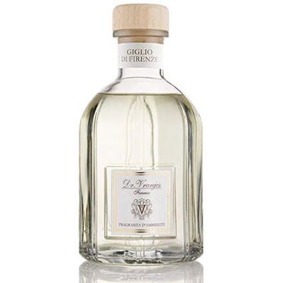 Parfum d'ambiance Giglio di Firenze de Dr. Vranjes - Iris, Géranium & Muscade - Fabriqué en Italie - Publicité Parfum d'ambiance Giglio di Firenze de Dr. Vranjes - Iris, Géranium & Muscade - Fabriqué en Italie - Publicité