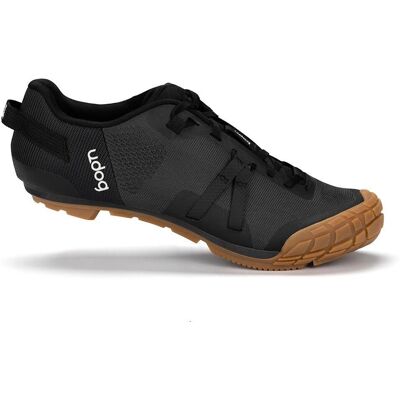 Chaussures UDOG Distanza Carbon Gravel - Chaussures de vélo tout-terrain - Publicité Chaussures UDOG Distanza Carbon Gravel - Chaussures de vélo tout-terrain - Publicité