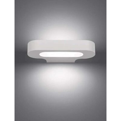 Applique Talo Artemide - Designer Neil Poulton - Publicité Applique Talo Artemide - Designer Neil Poulton - Publicité