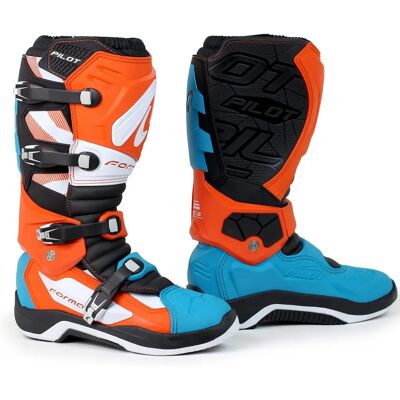 Bottes Moto Forma Pilot - Blanc/Orange/Aqua - Bottes de Moto - Publicité Bottes Moto Forma Pilot - Blanc/Orange/Aqua - Bottes de Moto - Publicité