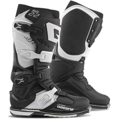 Bottes de Motocross Gaerne SG22 - Solides, Durables, Italiennes - Publicité Bottes de Motocross Gaerne SG22 - Solides, Durables, Italiennes - Publicité