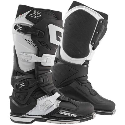 Bottes Gaerne SG22 pour Motocross - Durables, CE Certifié - Publicité Bottes Gaerne SG22 pour Motocross - Durables, CE Certifié - Publicité