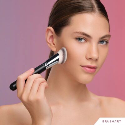 BrushArt Professional B11 Geangelde Foundation Kwast - Foundation Kwast BrushArt Professional B11 Geangelde Foundation Kwast - Foundation Kwast