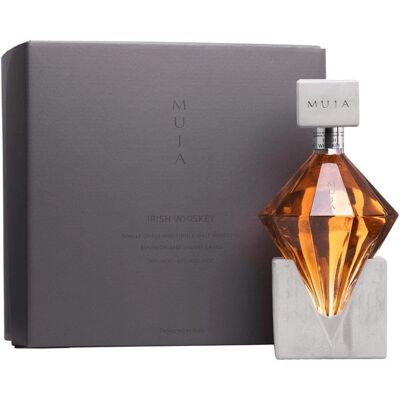 Muja Irish Whiskey - Premium-Blend in Geschenkbox - 42% 0,5l Muja Irish Whiskey - Premium-Blend in Geschenkbox - 42% 0,5l