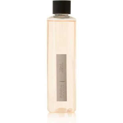 Recharge Millefiori Selected Cedar - Diffuseur d'arôme 250ml - Publicité Recharge Millefiori Selected Cedar - Diffuseur d'arôme 250ml - Publicité