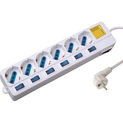 Protector contra sobretensiones Ewent EW3932 - 6 enchufes, 1,5m, Blanco Protector contra sobretensiones Ewent EW3932 - 6 enchufes, 1,5m, Blanco
