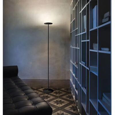 Linea Light Joshua PT LED Lampada da terra - Regolabile & Dimmerabile Linea Light Joshua PT LED Lampada da terra - Regolabile & Dimmerabile
