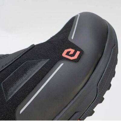 Stivali da moto Eleveit Venom WP - Impermeabili, Certificazione CE Stivali da moto Eleveit Venom WP - Impermeabili, Certificazione CE