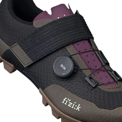 Zapatillas Fizik Vento Ferox Carbon - Barro/Uva EU 42 Zapatillas Fizik Vento Ferox Carbon - Barro/Uva EU 42