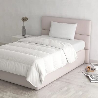MB HOME BASIC Summer Air3D Microfibre Duvet - Duvet MB HOME BASIC Summer Air3D Microfibre Duvet - Duvet
