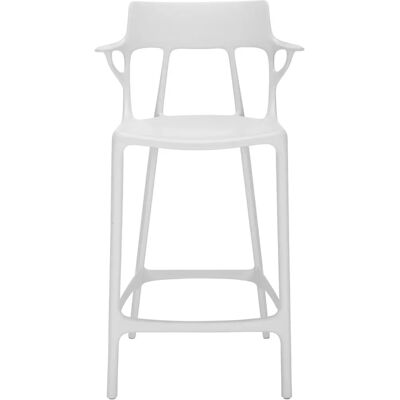 Tabouret de bar recyclé Kartell A.I. - Conception écologique - Publicité Tabouret de bar recyclé Kartell A.I. - Conception écologique - Publicité