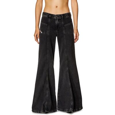Diesel D-Akii 068HN Bootcut og Flare Jeans - Jeans Diesel D-Akii 068HN Bootcut og Flare Jeans - Jeans