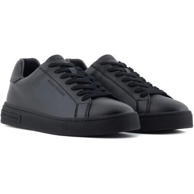 Armani Exchange XM000141AF11912UC001 Scarpe da ginnastica in pelle nera - Trainers Armani Exchange XM000141AF11912UC001 Scarpe da ginnastica in pelle nera - Trainers