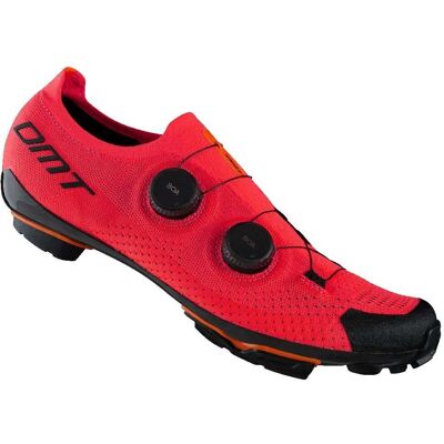 DMT KM0 MTB Schuhe - Doppels BOA Fit System - 3D Strickobermaterial - Mountainbike Schuhe DMT KM0 MTB Schuhe - Doppels BOA Fit System - 3D Strickobermaterial - Mountainbike Schuhe