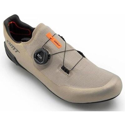 Chaussures de cyclisme DMT KR30 - Semelle en carbone respirante Chaussures de cyclisme DMT KR30 - Semelle en carbone respirante