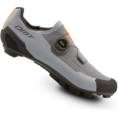 DMT KM30 Sneakers - Lätta, Andningsbara MTB Skor DMT KM30 Sneakers - Lätta, Andningsbara MTB Skor