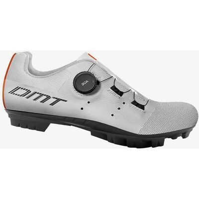 DMT KM4 Weiße Turnschuhe - MTB, Gravel, Leicht DMT KM4 Weiße Turnschuhe - MTB, Gravel, Leicht