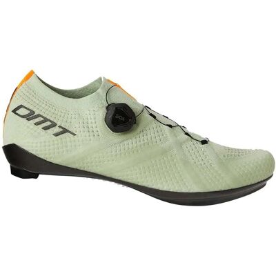 Sapatos de estrada DMT KR1 - Respirantes, Leves, Sola de carbono Sapatos de estrada DMT KR1 - Respirantes, Leves, Sola de carbono