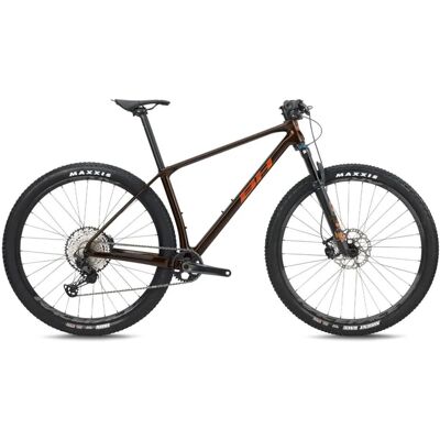 BH Bikes Ultimate 7.7 - Bicicleta de montaña en carbono para XC y trail BH Bikes Ultimate 7.7 - Bicicleta de montaña en carbono para XC y trail