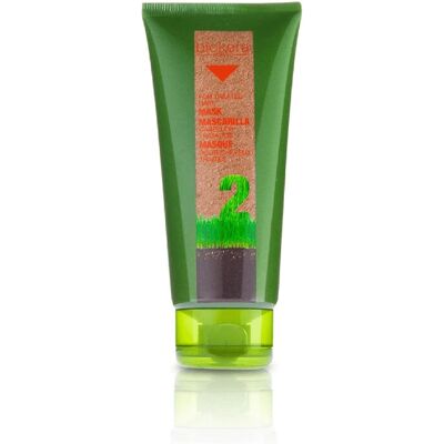 Maschera Capillare Trattata Salerm - Cura Naturale per Capelli Colorati Maschera Capillare Trattata Salerm - Cura Naturale per Capelli Colorati