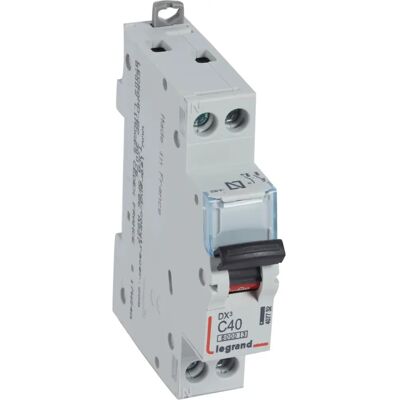 Legrand C40 Interruptor Magnetotérmico - 1 Módulo Negro Legrand C40 Interruptor Magnetotérmico - 1 Módulo Negro