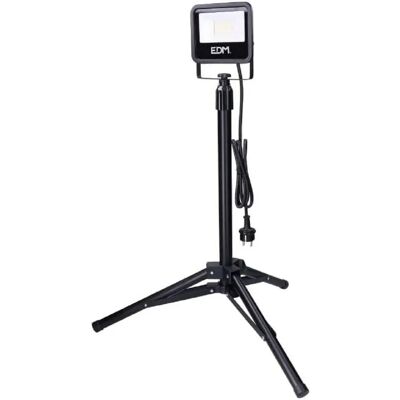 EDM Schwarz Flutlicht/Projektor - 30W, 2370 Lumen, 6400K EDM Schwarz Flutlicht/Projektor - 30W, 2370 Lumen, 6400K