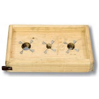Tagliere in legno Flores Cortés per olive - 3 fori inox - Utensile da cucina Tagliere in legno Flores Cortés per olive - 3 fori inox - Utensile da cucina