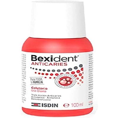 Isdin Bexident Anticaries Mondspoeling - Drievoudige werking, Cranberry, 100 ml Isdin Bexident Anticaries Mondspoeling - Drievoudige werking, Cranberry, 100 ml