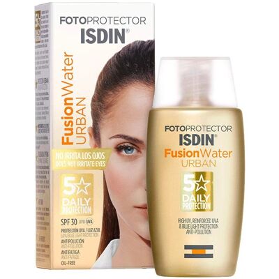 Isdin Fusion Water Color Medium SPF50 - Crème solaire visage - Publicité Isdin Fusion Water Color Medium SPF50 - Crème solaire visage - Publicité