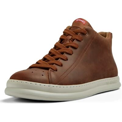 Camper Runner Four - Cuir, Silhouette Sportive, Design Iconique de 1982 Camper Runner Four - Cuir, Silhouette Sportive, Design Iconique de 1982