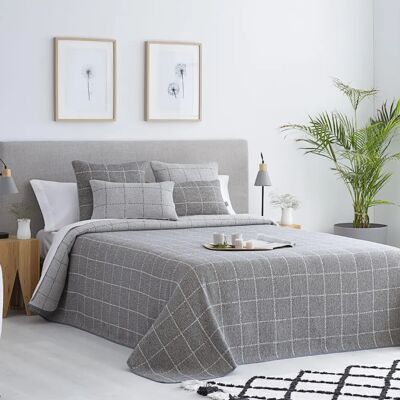 NAF NAF Marne Perle Couette Réversible - Reversible Quilt - Publicité NAF NAF Marne Perle Couette Réversible - Reversible Quilt - Publicité