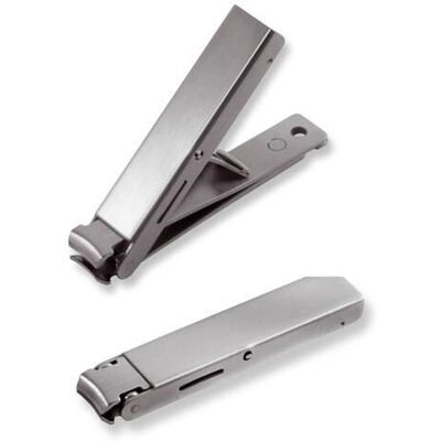 Artero Stainless Steel Nail Clipper - Pet Grooming Tool Artero Stainless Steel Nail Clipper - Pet Grooming Tool