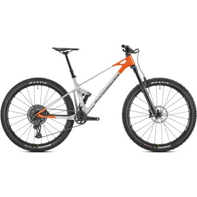 Mondraker RAZE CARBON R - VTT léger - Publicité Mondraker RAZE CARBON R - VTT léger - Publicité