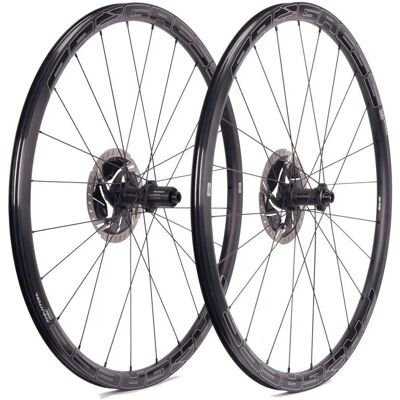 Progress - Phantom Disc - 12x100 / 12x142 - Wheelset - Publicité Progress - Phantom Disc - 12x100 / 12x142 - Wheelset - Publicité