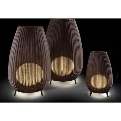 Bover Amphora 02 - Lampe de sol - Design méditerranéen élégant - Publicité Bover Amphora 02 - Lampe de sol - Design méditerranéen élégant - Publicité