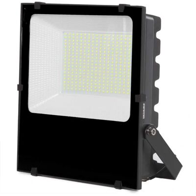 GREENICE Faretto LED 150W 19500Lm 6000K IP65 Regolabile - Esterno GREENICE Faretto LED 150W 19500Lm 6000K IP65 Regolabile - Esterno