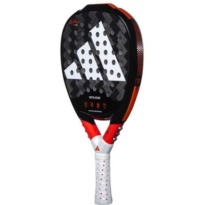 Adidas Metalbone 3.2 - Raquette de padel puissance - Publicité Adidas Metalbone 3.2 - Raquette de padel puissance - Publicité