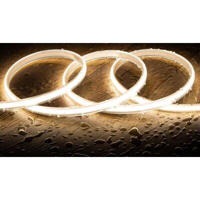 LEDKIA Striscia LED Flessibile - 320 LED/m CRI90 - 12mm, 50cm - IP65 LEDKIA Striscia LED Flessibile - 320 LED/m CRI90 - 12mm, 50cm - IP65