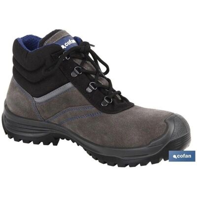 Bottes de sécurité Cofan Arion S3 - Cuir nubuck, Pointe en carbone - Publicité Bottes de sécurité Cofan Arion S3 - Cuir nubuck, Pointe en carbone - Publicité