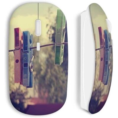 MANIACASE Souris sans fil et Pinces à linge - Connexion sans fil, clé USB Wi-Fi, Mac et PC - Publicité MANIACASE Souris sans fil et Pinces à linge - Connexion sans fil, clé USB Wi-Fi, Mac et PC - Publicité